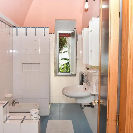 Villa Giardino Sul Mare - Solarium And Garden *