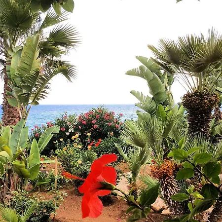 Giardino Sul Mare - Solarium And Garden