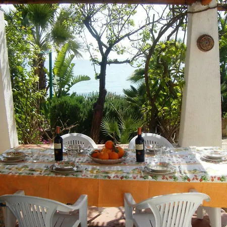 Giardino Sul Mare - Solarium And Garden Villa